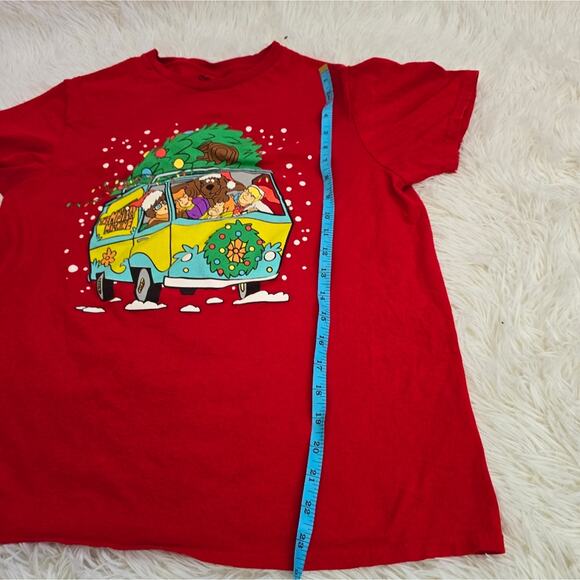 Scooby Doo Red Christmas Van Holiday Graphic Tee Size Medium - Picture 6 of 9